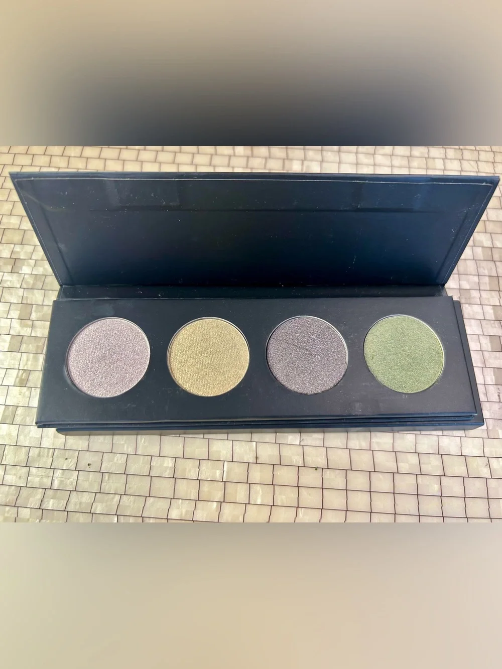 Younique nwt moodstruck